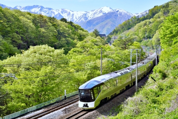 Tàu du lịch sang trọng của JR East: Train Suite Shiki-shima